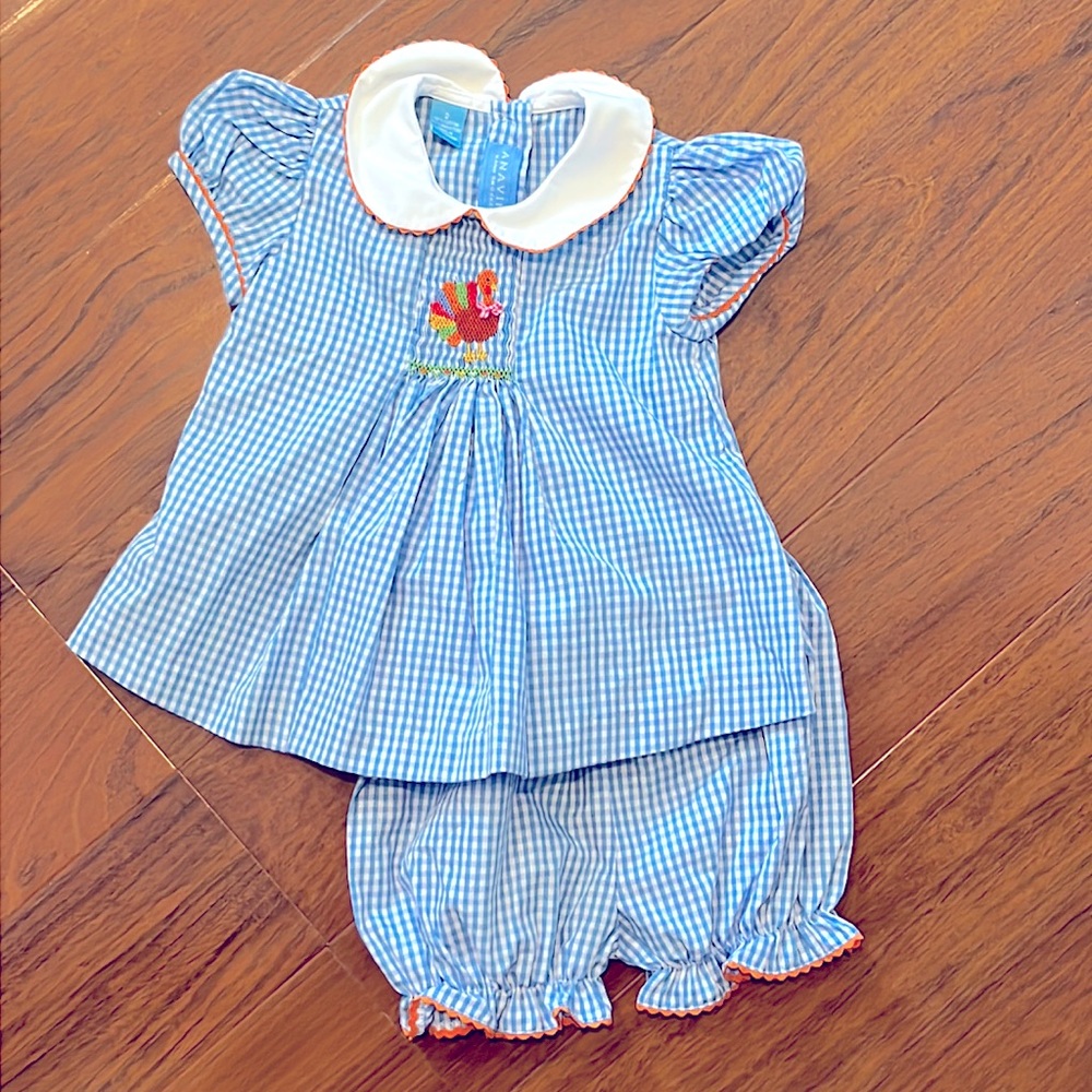 Anavini Smocked Turkey Gingham Set